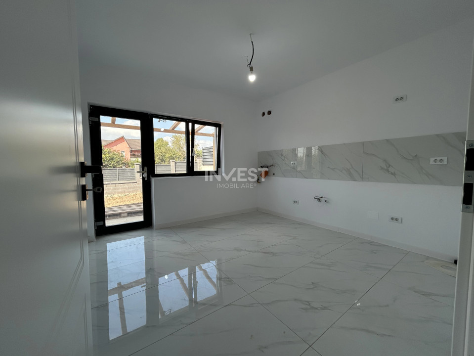 Locuință cu 4 camere/2 băi, 115 MPU, arhitectură modernă - 9