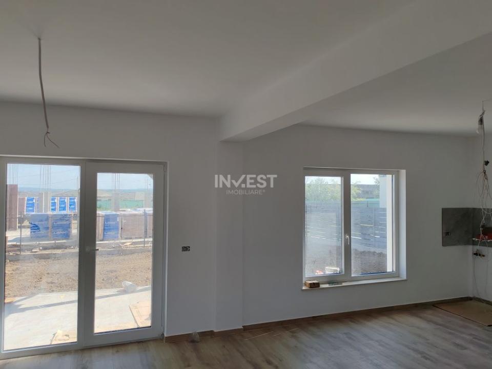 Casă individuală cu 4 camere Valea Lupului-Iași PLACĂ DE BETON! COMISION 0 - 8