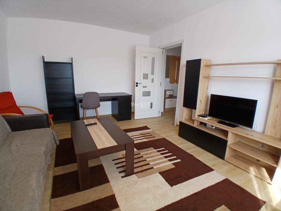 Apartament cu 2 camere de închiriat, zona Gară, 475 € - 3