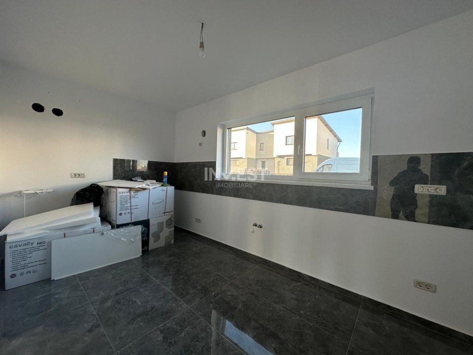 Casă cu dormitor/ birou la parter, 5 camere. Popas Pacurari - 12