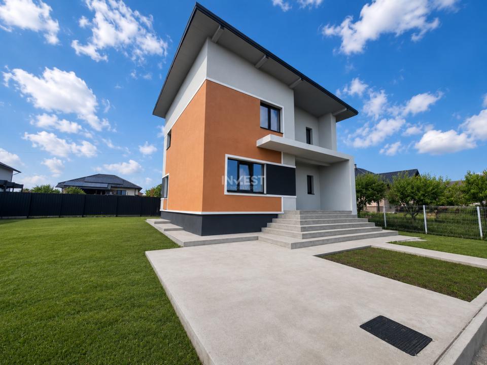CASA INDIVIDUALA , 4 CAMERE, 130 MP UTILI , 650 MP TEREN- Valea Adanca - 1