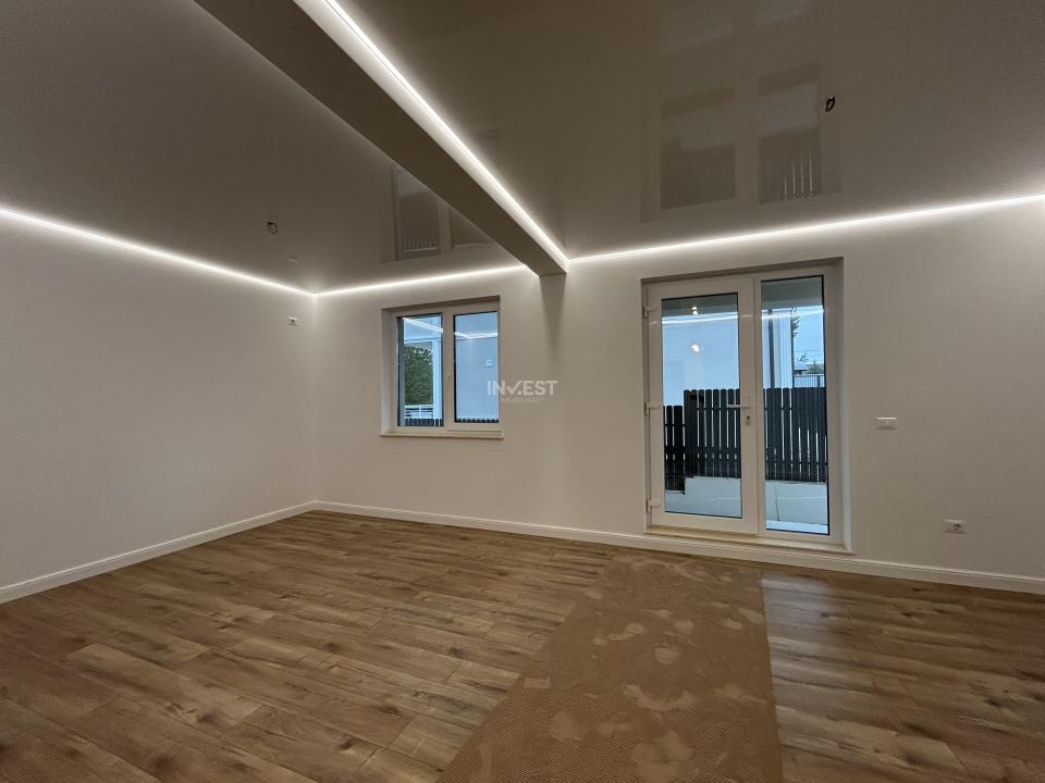 Casă individuală P+1E, 4 camere, 3 băi, dormitor matrimonial cu baie proprie - 2