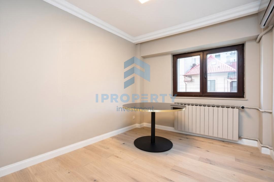Închiriere Apartament 4 camere în Victoriei Lux la 2 min de metrou  - fotografie proprietate 10