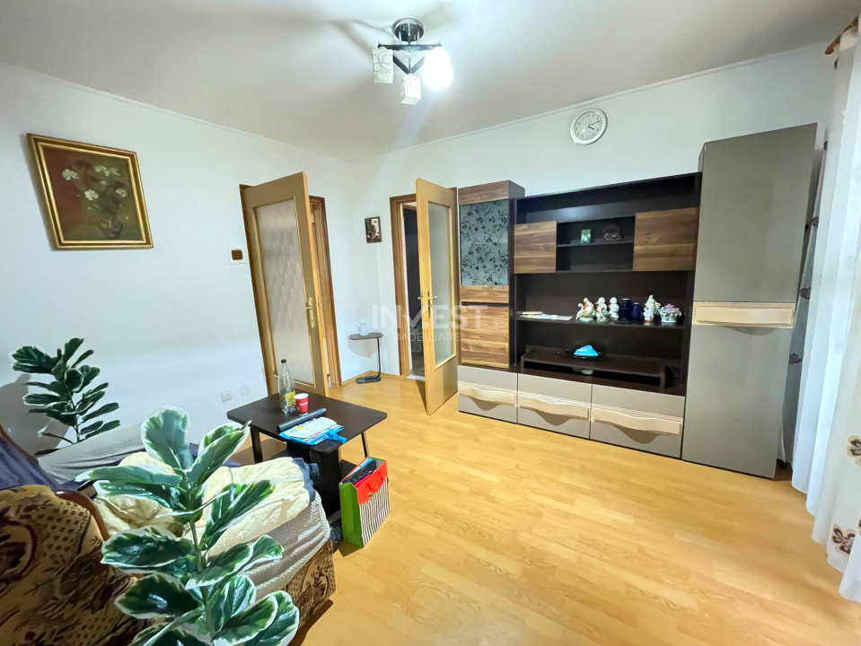 Apartament 3 camere-Podu Ros-Liceul Racovita-bloc fara risc - 1