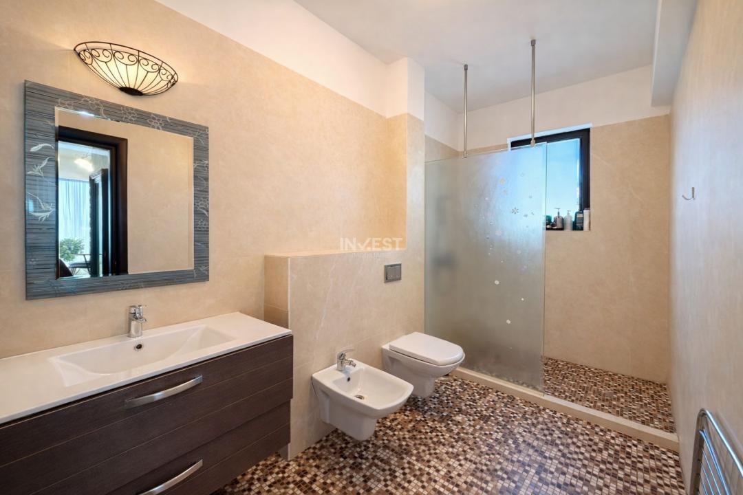 Apartament mobilat 68 MP Utili - etaj intermediar cu lift - zona Cetățuia-Iași - 12