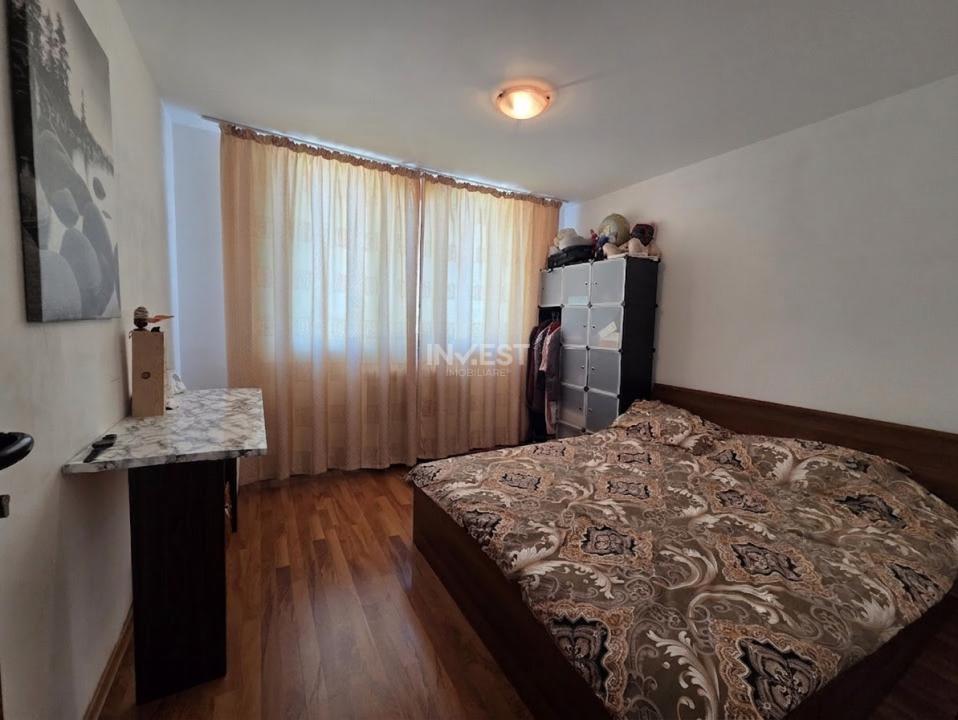 Apartament 3 camere, etaj intermediar, Piata Voievozilor Alexandru cel Bun - 2