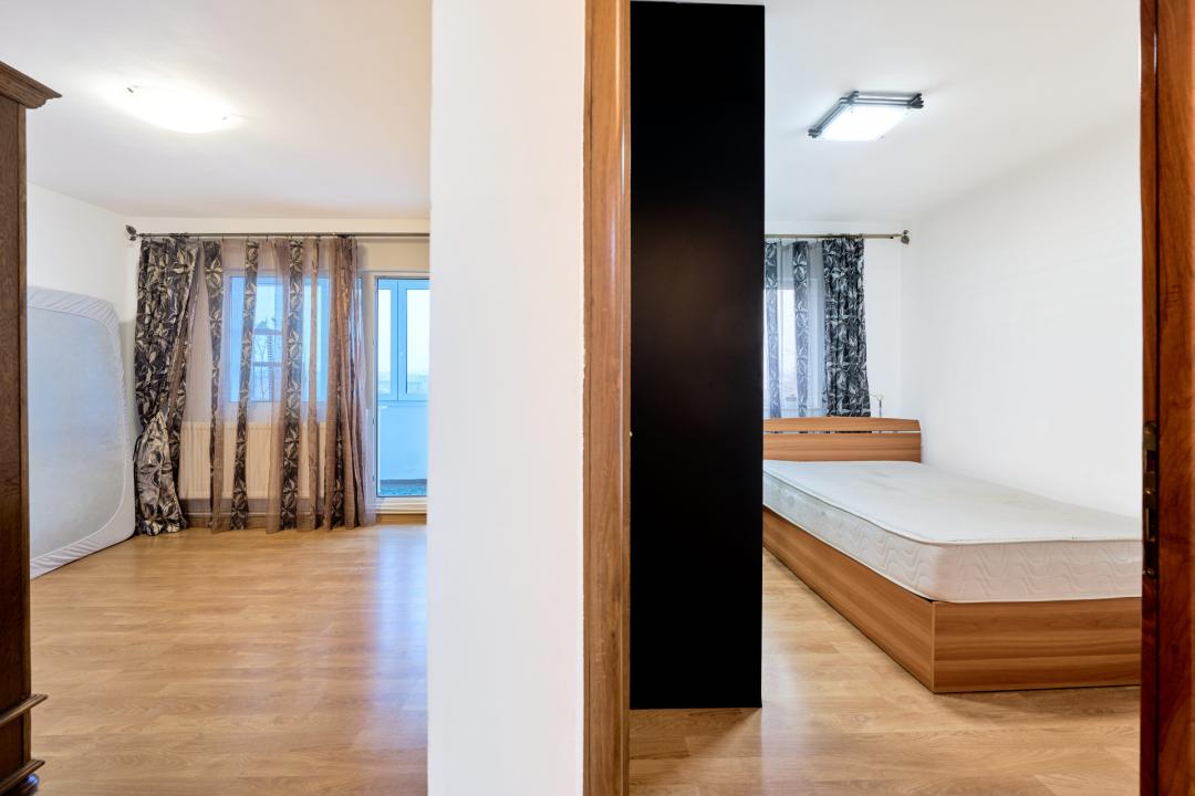 Apartament decomandat | 3 camere | zona Gara | luminos E-V