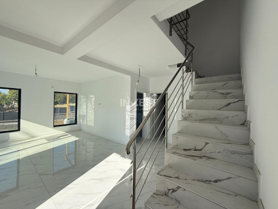 *Casă Modernă FINALIZATĂ* TVA 21% INCLUS - 115 MPU - 4 camere - mutare imediată - 17