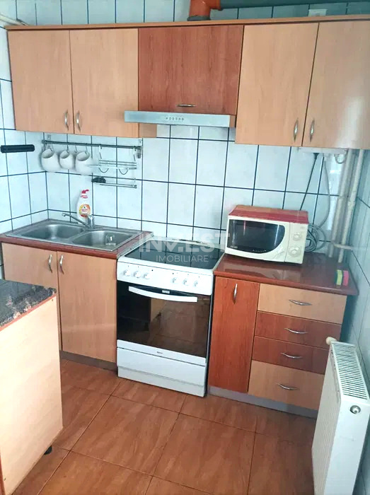 Apartament 3 camere decomandat etajul 2 - zona Nicolina Lidl - 6