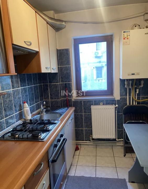 Apartament 2 camere, etaj 2, zona Dacia-Bicaz - 2