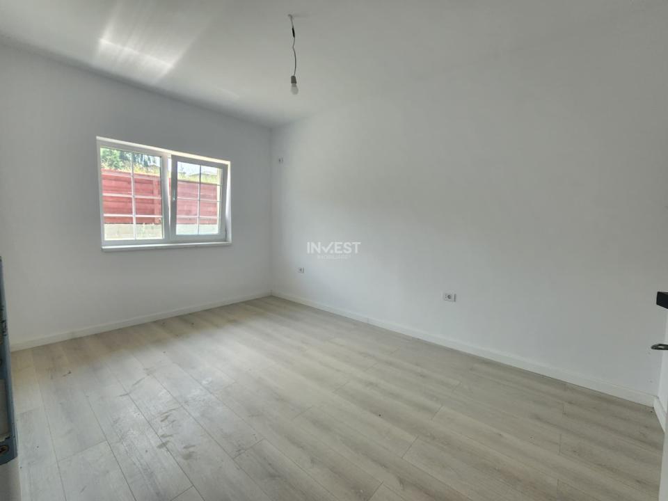 CASA INDIVIDUALA 4 CAMERE + BECI , PLACA DE BETON PESTE ETAJ , VALEA ADANCA  - 10