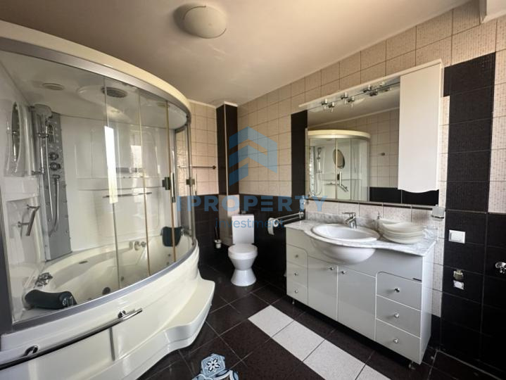 Pipera Vila P+1+M Nemobilata 7 Camere  - fotografie proprietate 11