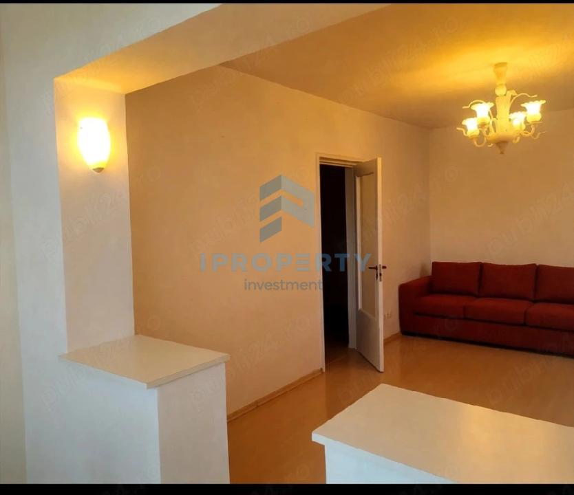 2 Camere str Barca etaj 7/10 decomandat  - fotografie proprietate 1
