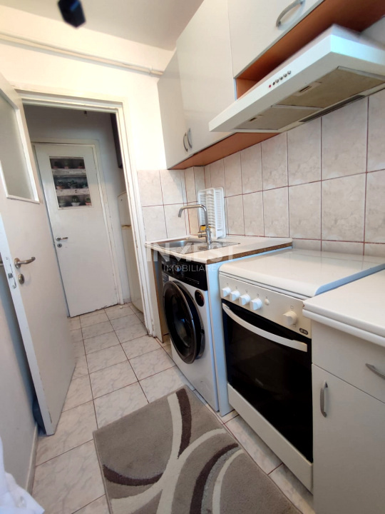 Apartament 3 camere, 60 mp, liber - Podu Ros - 8