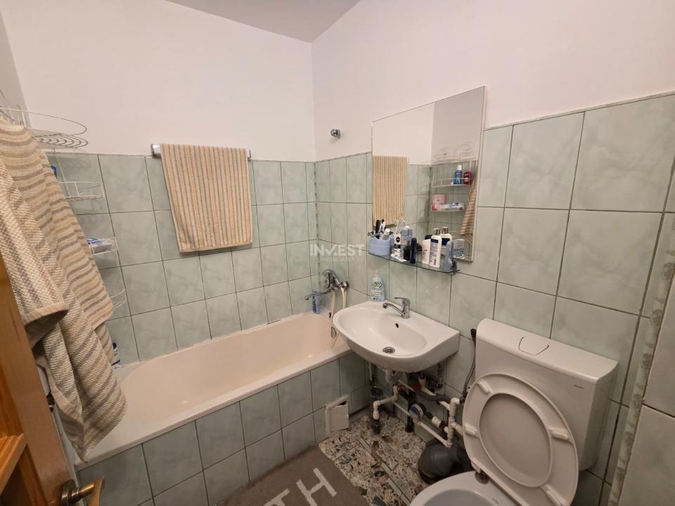 DE VANZARE-APARTAMENT 2 CAMERE-PIATA DACIA - 6