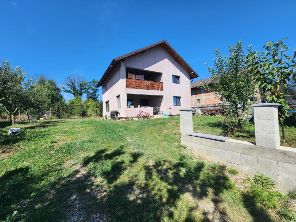 CASA INDIVIDUALA DE VANZARE, 5 CAMERE, 2 BAI, 120MP UTILI , 500 MP TEREN - 10