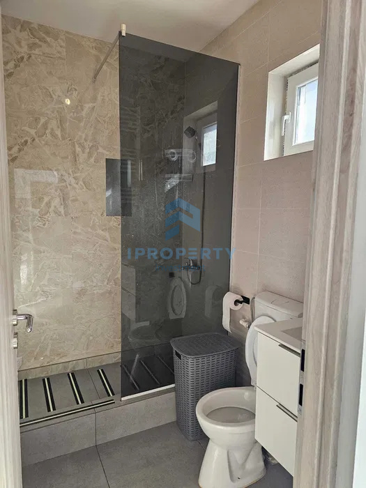  Închiriere Casă 2 camere +curte  zona Rahova  - fotografie proprietate 6