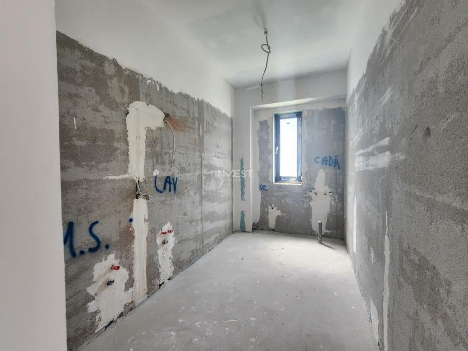 Casa individuala , 4 camere, 3 bai, garaj 26 mp , terasa 40 mp, VALEA ADANCA - 13