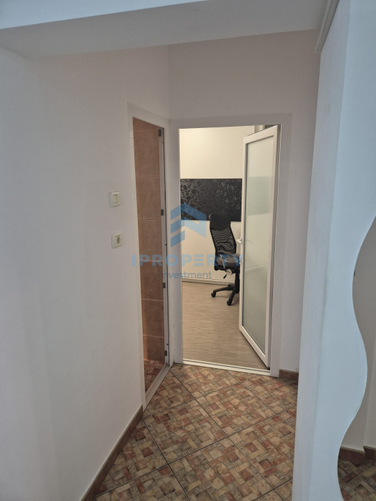 Vânzare Apartament 3 camere în Lacul Morii, DECOMANDAT, 70 MP, CENTRALA - fotografie proprietate 8