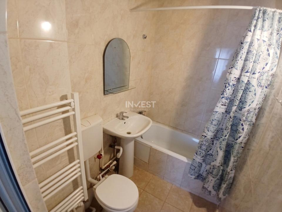 Apartament 3 camere de inchiriat zona Podu Ros - 9