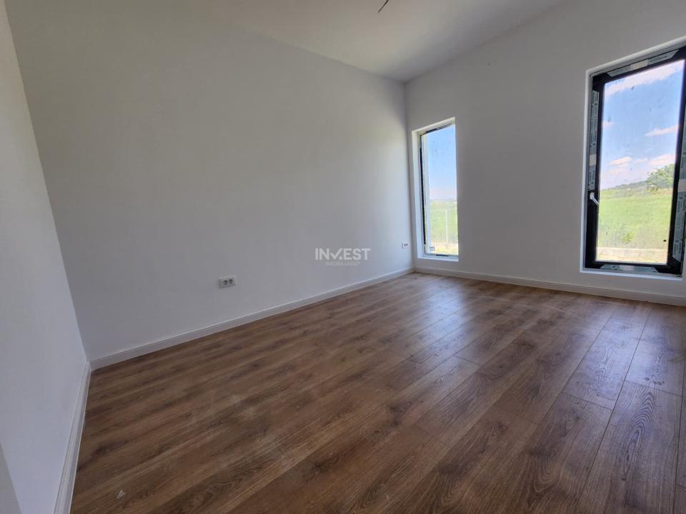 CASA INDIVIDUALA, 4 CAMERE, 2 BAI SI POD, MALL MOLDOVA - 12