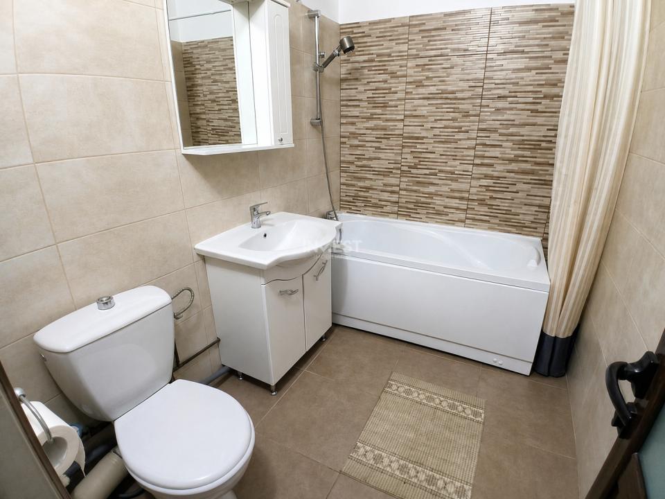 Apartament 3 camere de inchiriat zona Nicolina - 12