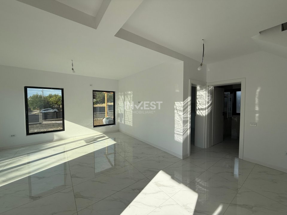 Casa de vanzare 4 camere, 116mpu, 290mp teren  Bucium- Visani, Iași  - 2