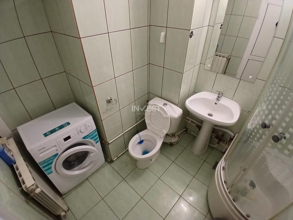 partament spațios cu 2 camere, decomandat, în Păcurari 400 € - 6