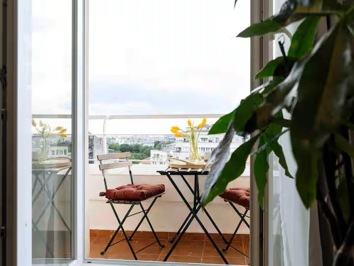 Apartament modern cu 3 camere + terasă de 13 mp lângă Sala Palatului