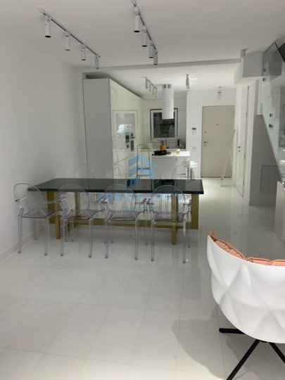 Casa/ Vila in PIPERA ( Zona Matei Milo). 2 dormitoare cu baie, 2 locuri parcare - fotografie proprietate 8