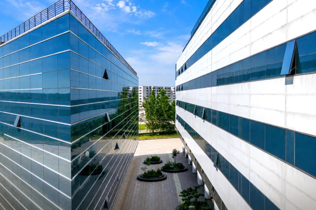 Studio 47 mp, One North Lofts – zonă business Pipera — imaginea 5