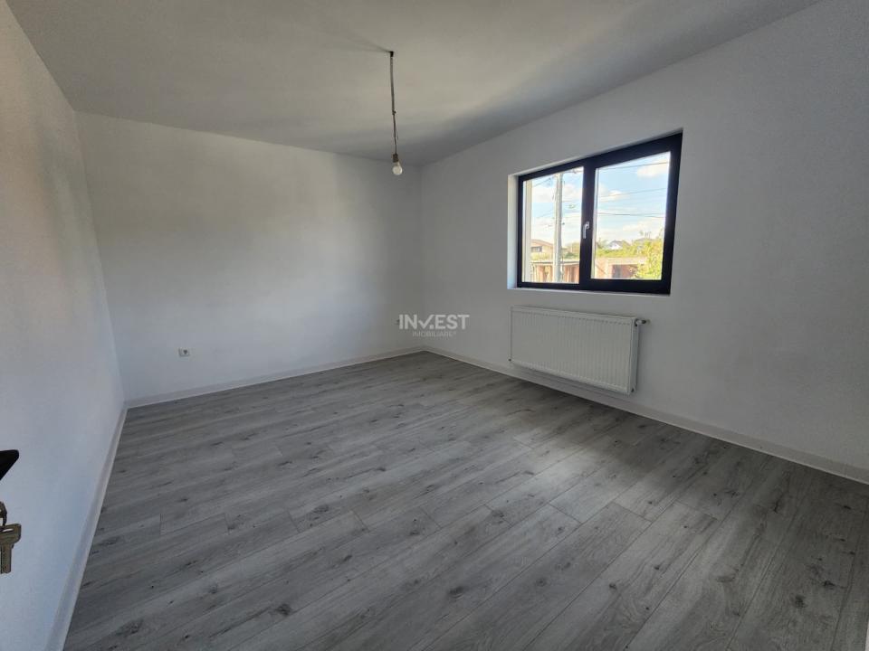CASA DE VANZARE, 4 CAMERE 2 BAI SI MAGAZIE , VALEA ADANCA- 5 DRUMURI - 8