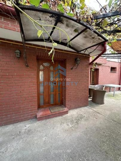 Închiriere Casă 3 camere în Pache Protopopescu, 3 camere, curte comuna - fotografie proprietate 13