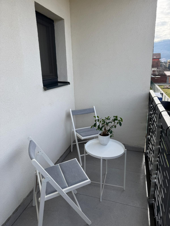 Apartament 2 camere, etaj intermediar,finisaje premium,parcare, str. Avram Iancu