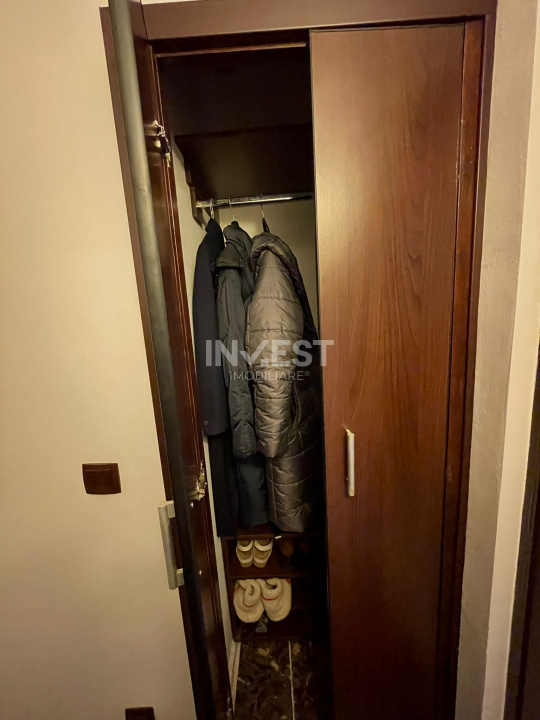 Apartament de vanzare, 2 camere, Zona Tatarasi - 10