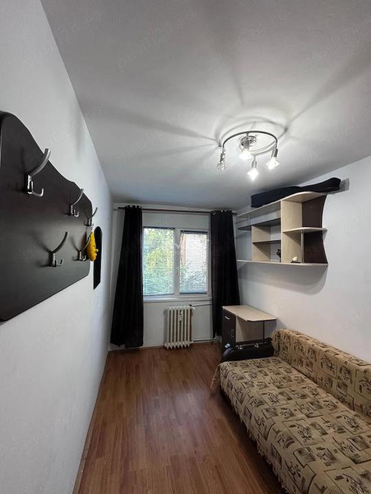Apartament 3 camere-Podu Ros-etaj 2-Restaurant Odeon - 4