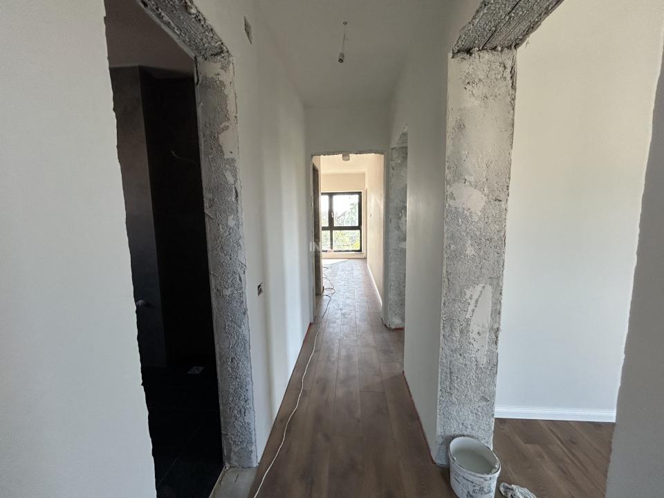 Casă Individuală 5 CAMERE, 3 BĂI, COMISION 0% - 12