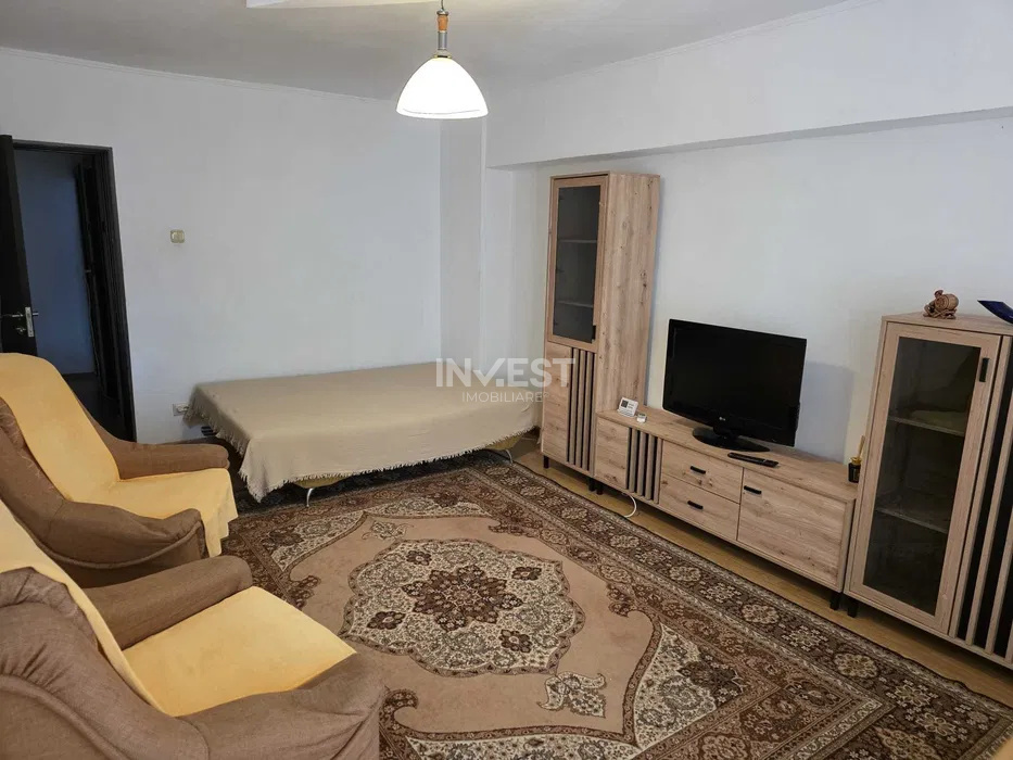 Apartament 2 camere decomandat, Nicolina, 350 euro. - 2