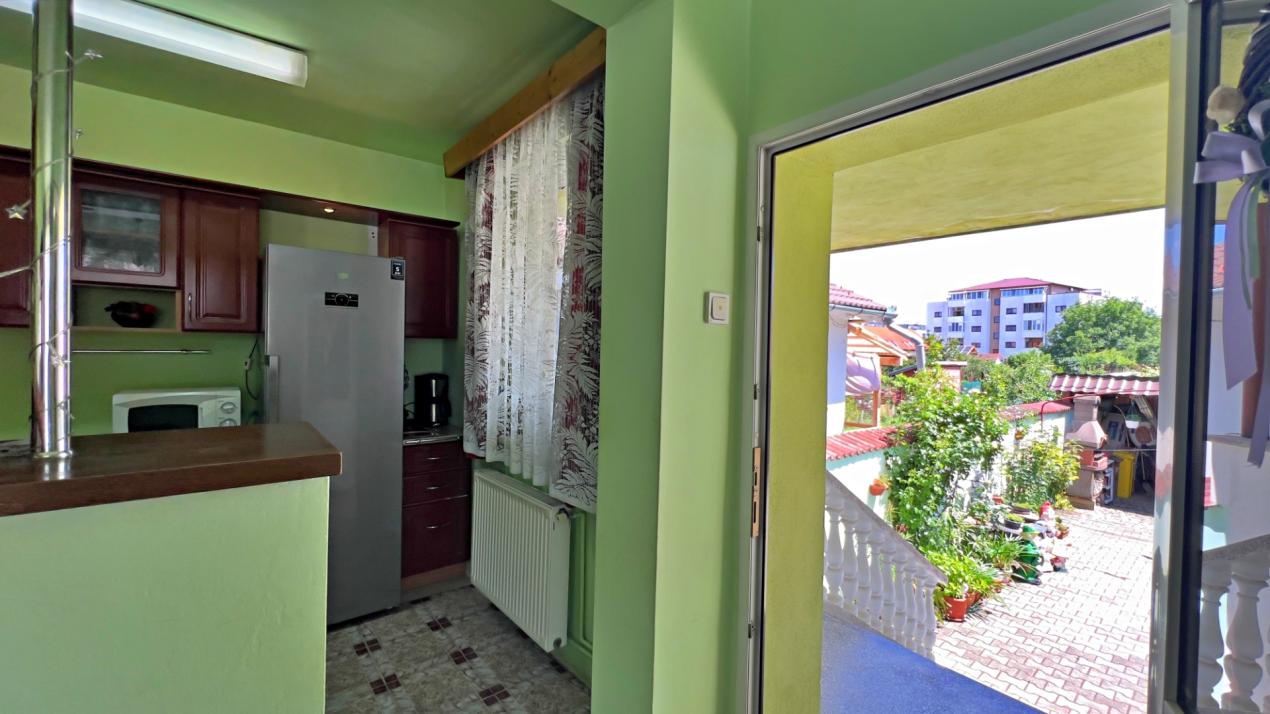 Casă 6 camere D+P+M-217 mp utili, 515 mp curte, Zona  Cartier Kogalniceanu 