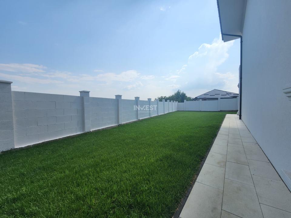 CASA PREMIUM , 5 CAMERE , 3 BAI, 175MP UTILI TOTALI, 500 MP TEREN - 8