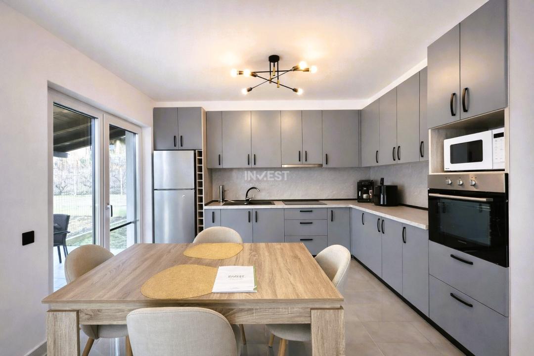 Vilă cu 5 camere și 3 băi situată în Bucium - Iași - 5