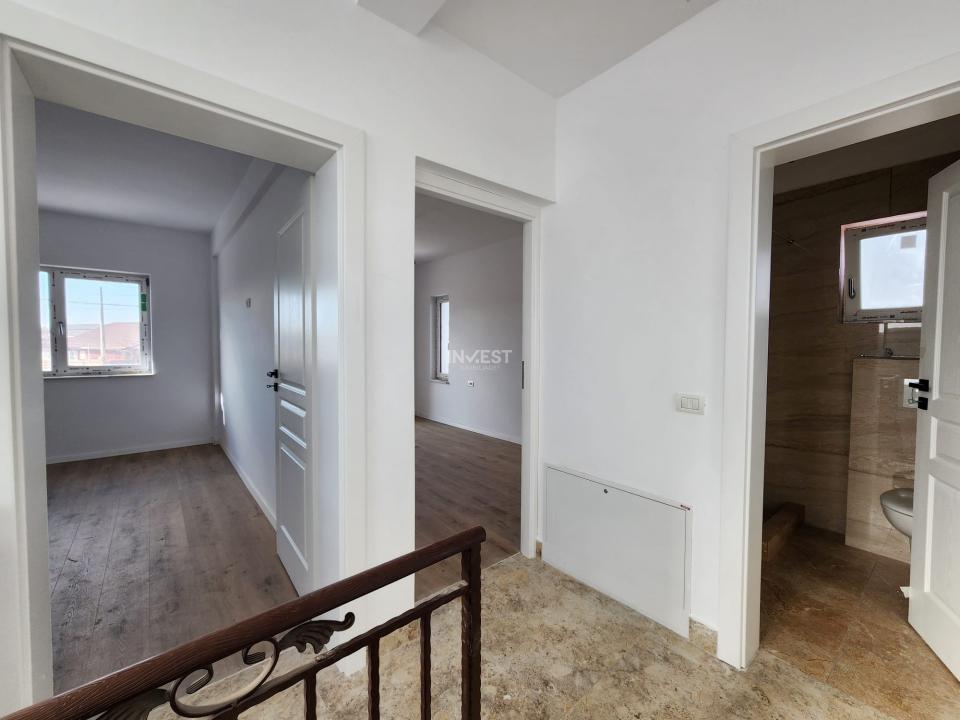 CASA INDIVIDUALA , 4 CAMERE,2 BAI, 530 MP TEREN, MIROSLAVA - 12