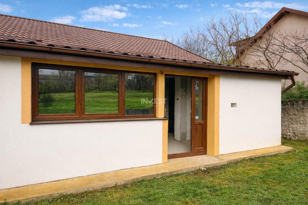 Casă tip duplex de vânzare 380 MP teren, zona Vișani - IAȘI, COMISION 0% - 3