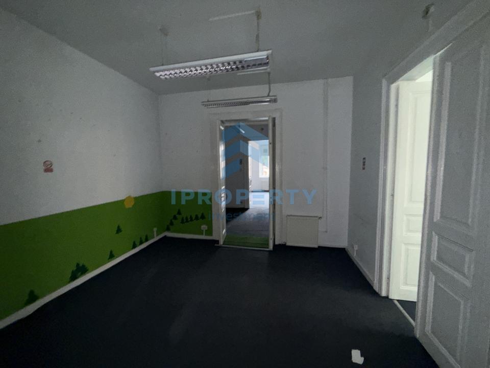 Vânzare ansamblu 2 Case 10 camere în Timpuri Noi cu curte privata - fotografie proprietate 8