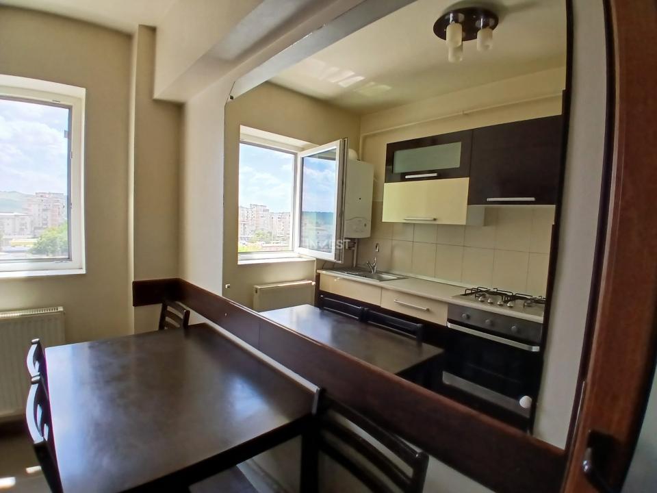 Apartament 2 Camere de Închiriat,  450 €, Gata de Mutare - 7