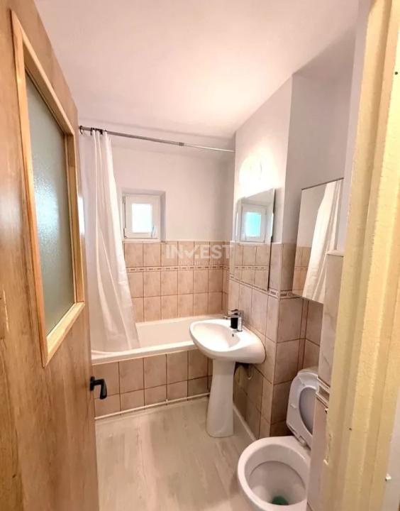Apartament 2 camere decomandat Nicolina prima stație - 4