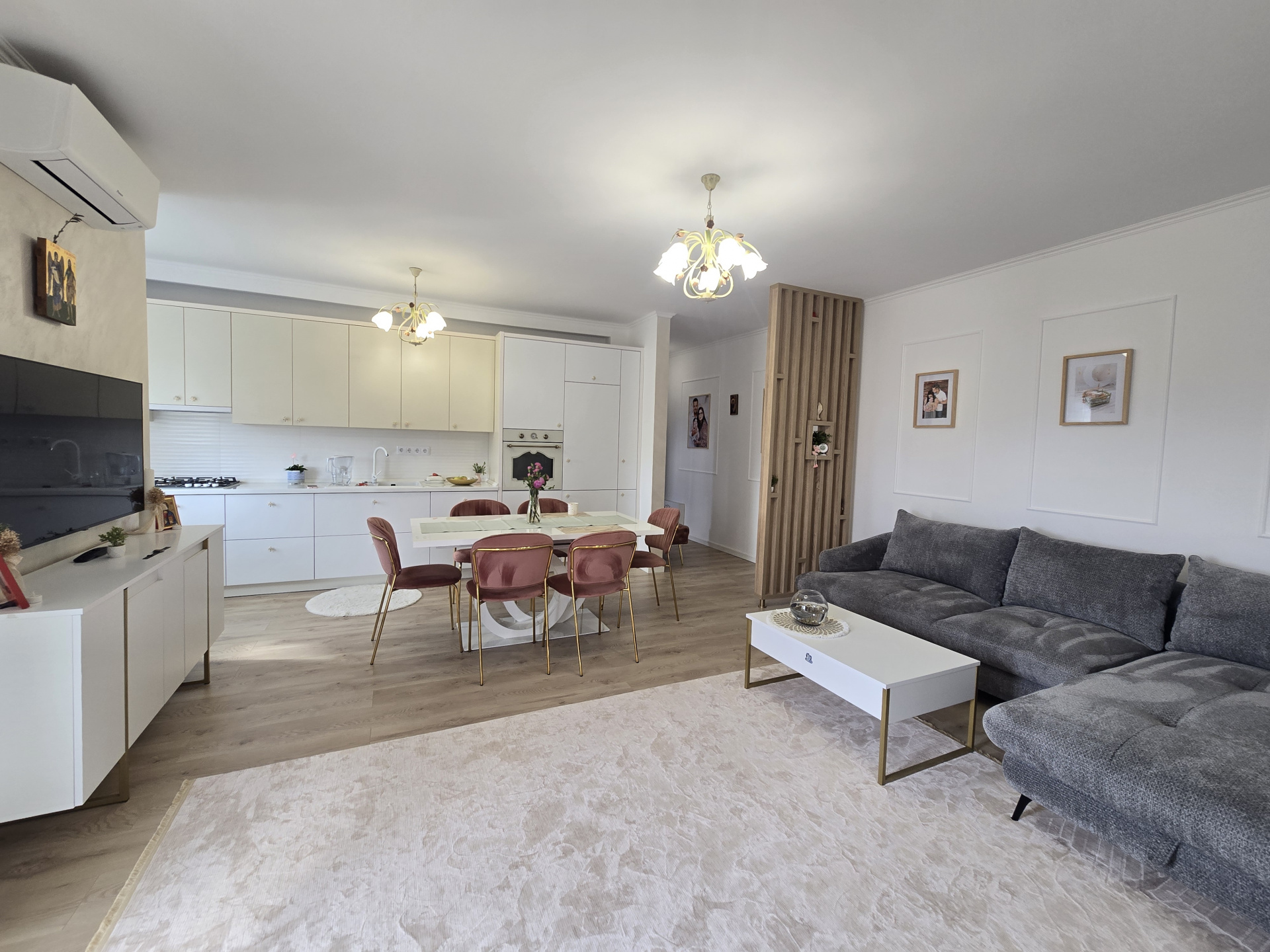 Apartament premium | 3 camere | boxă | parcare | zona Avram Iancu 